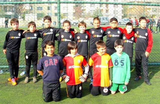 Lions Born in 2003-2004-19